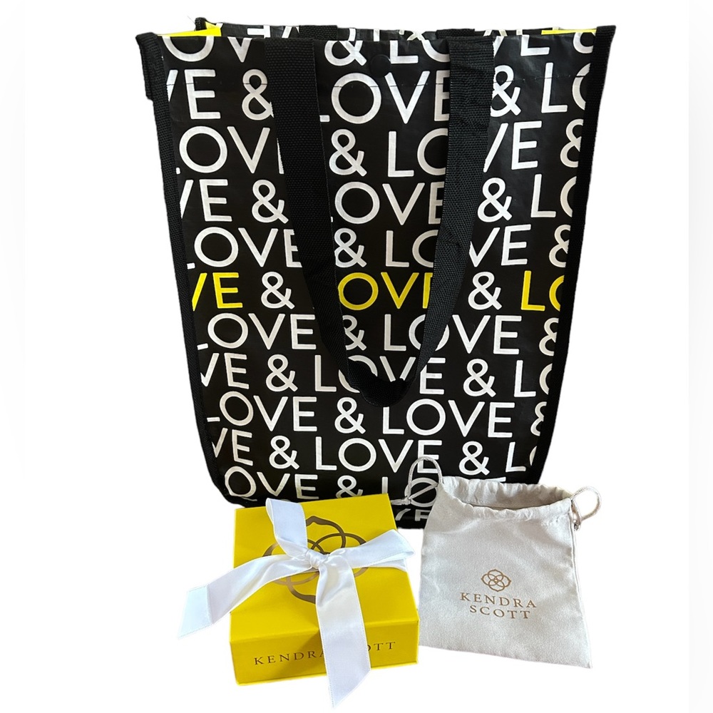 Kendra Scott Reusable Gift Bag, Box and Jewelry Pouch Set - HOST PICK X 4